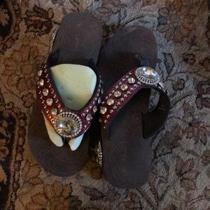 Montana West flip flops